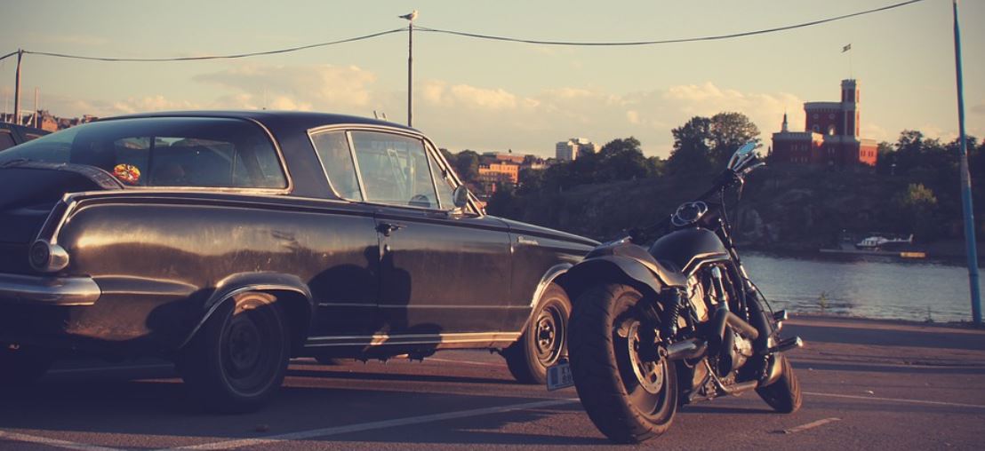 auto s motorkou